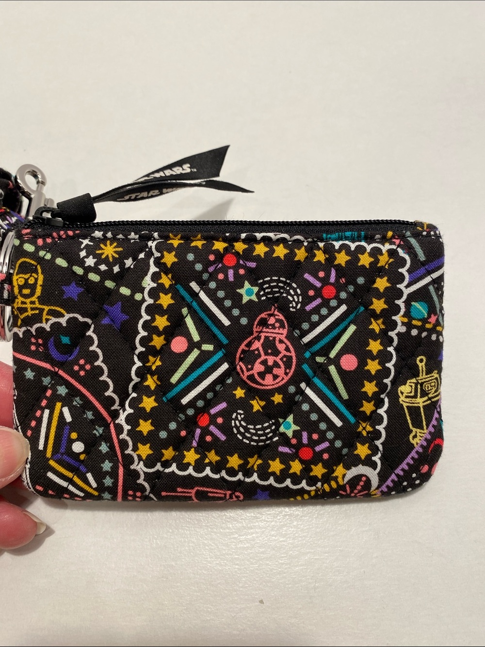 Vera Bradley Zip ID Lanyard Set. NWT. Star Wars Tossed Bandana Droids. B